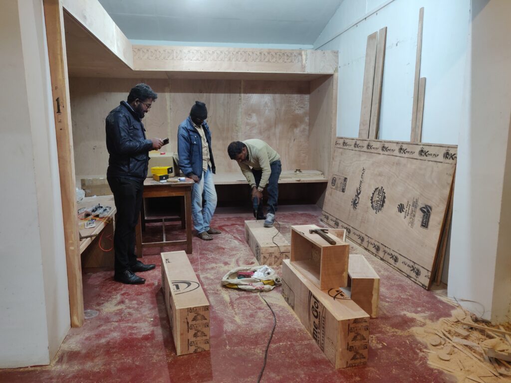 Construction of the Cabinet