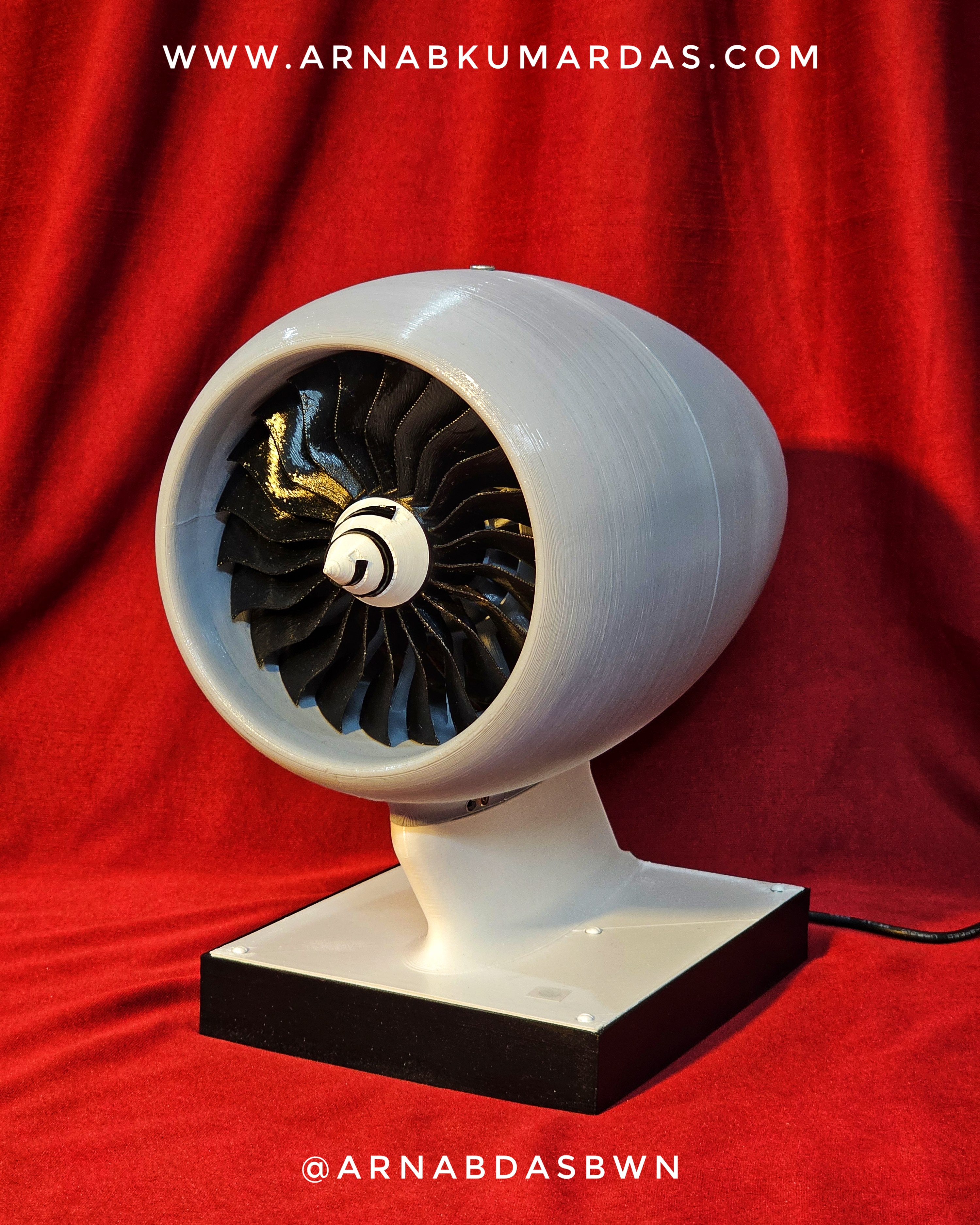 rotating turbine aircraft engine desk model